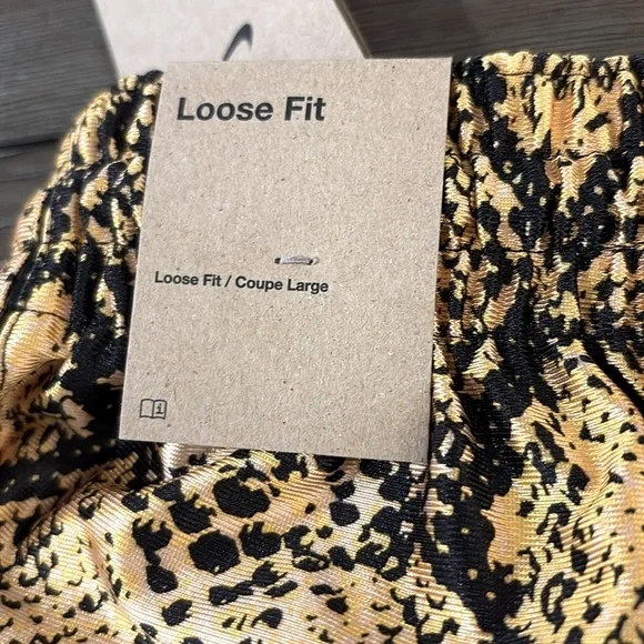 NWT [Nike] Loose Fit Rebel Fly Snakeskin Gold/Black Basketball Shorts Women’s S - Picture 12 of 14
